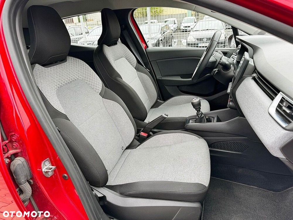 Renault Clio - 12