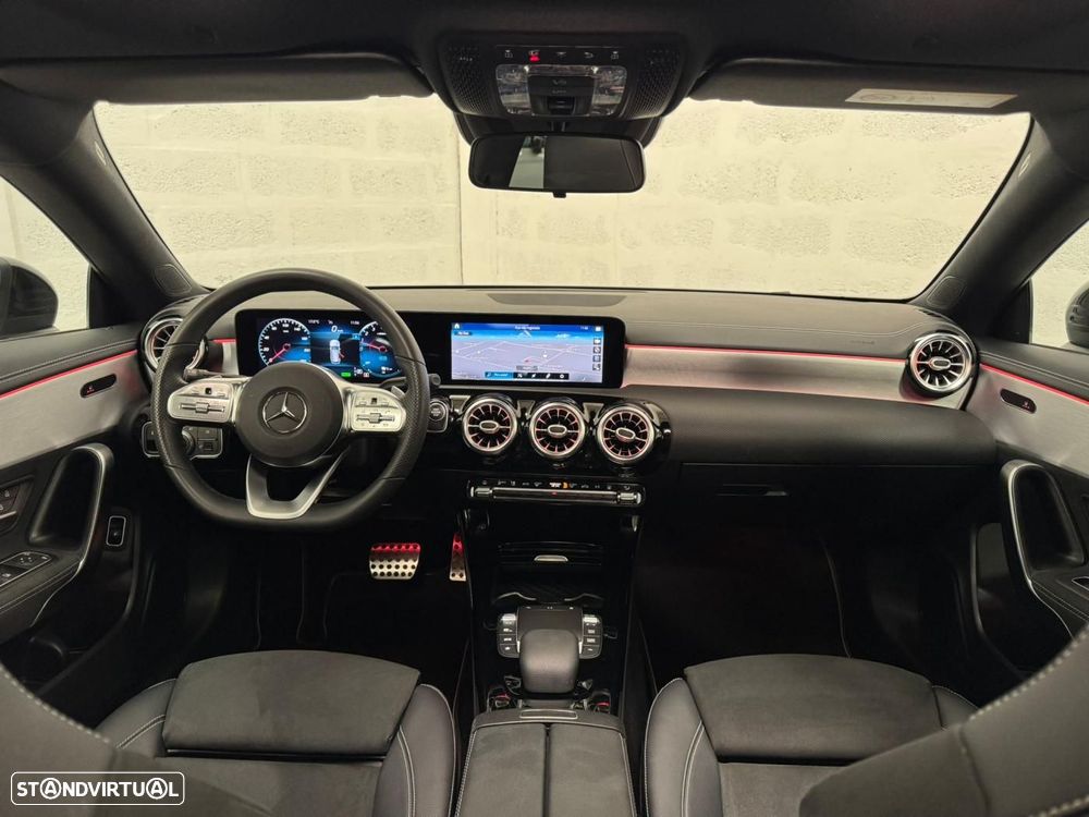 Mercedes-Benz CLA 250 e Shooting Brake AMG Line - 2