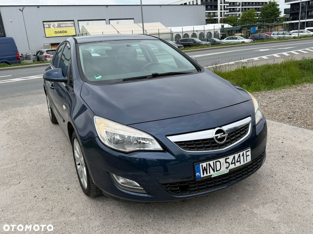 Opel Astra - 11