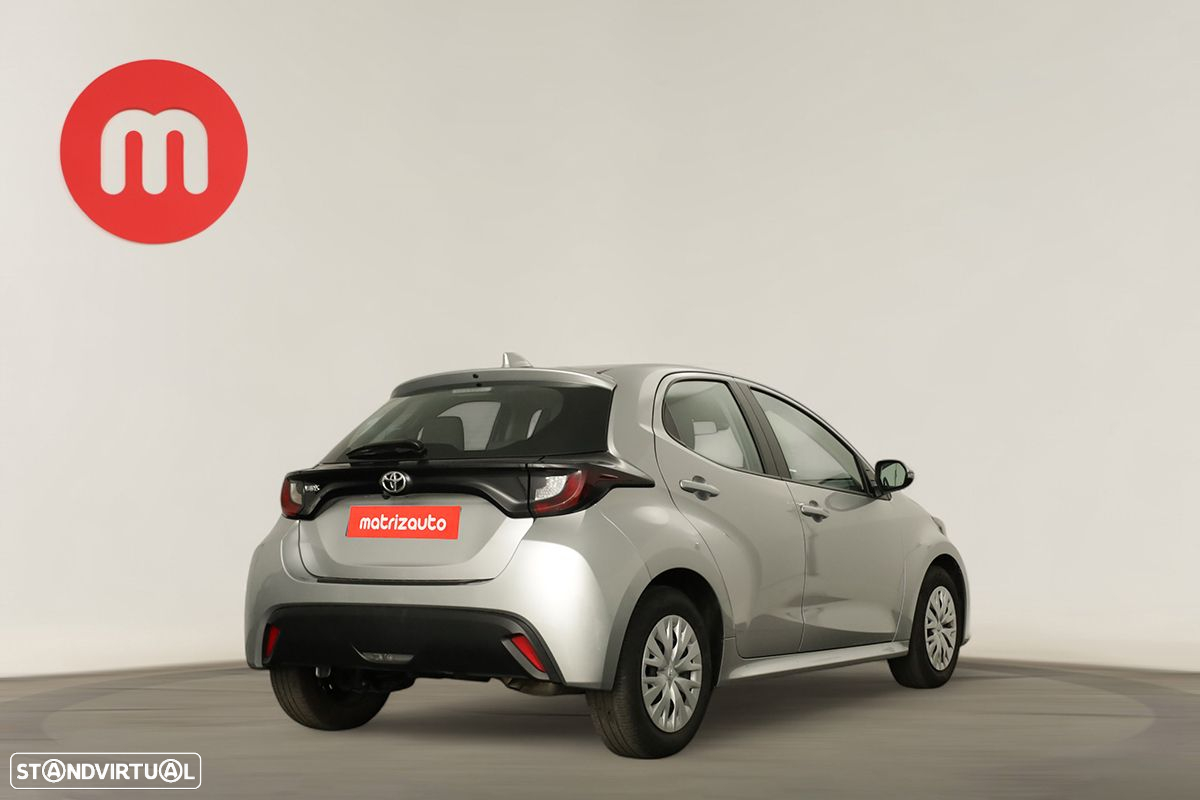 Toyota Yaris 1.0 VVT-i Comfort Plus - 4