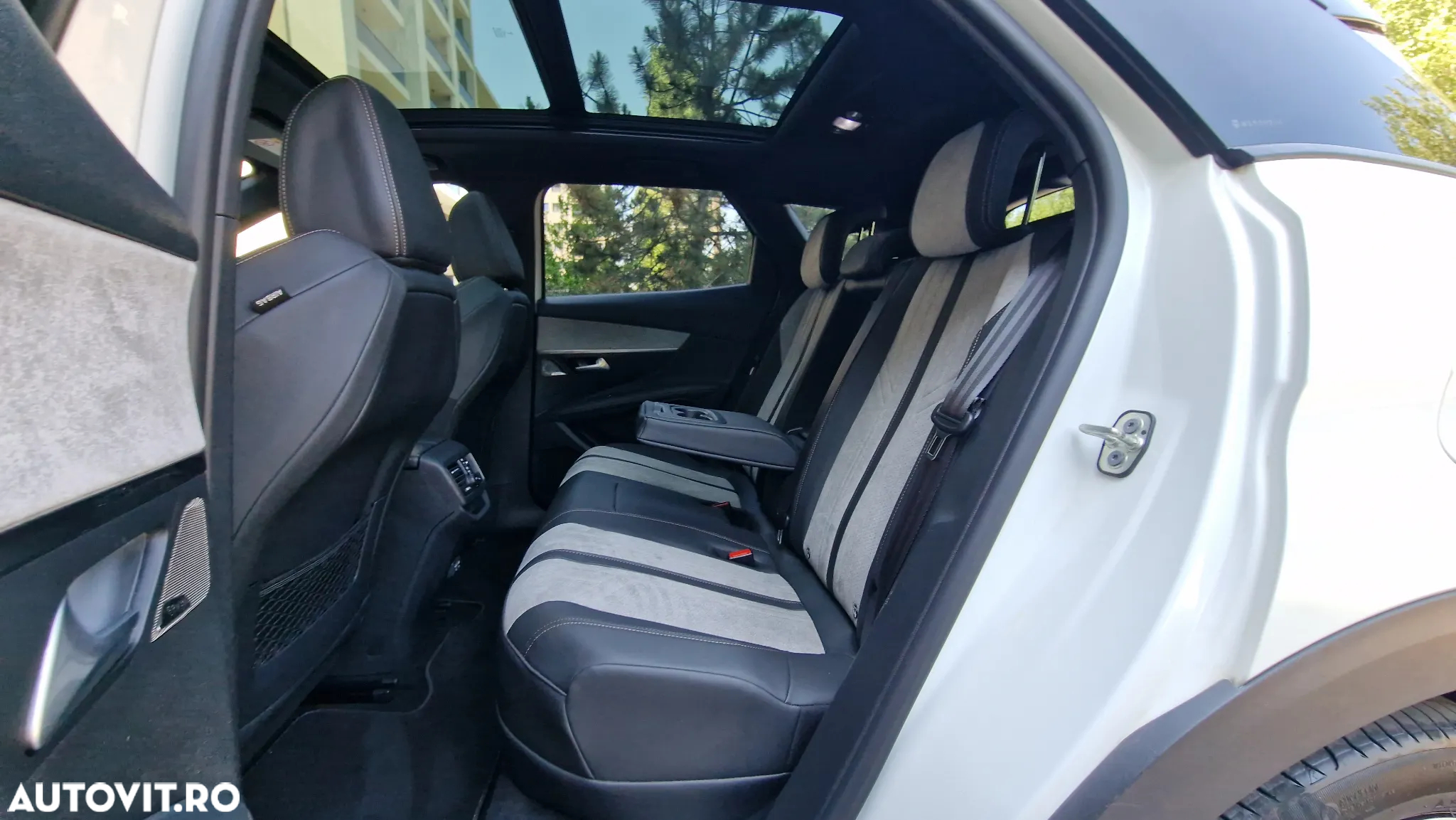 Peugeot 3008 PHEV EAT8 GT Pack - 30