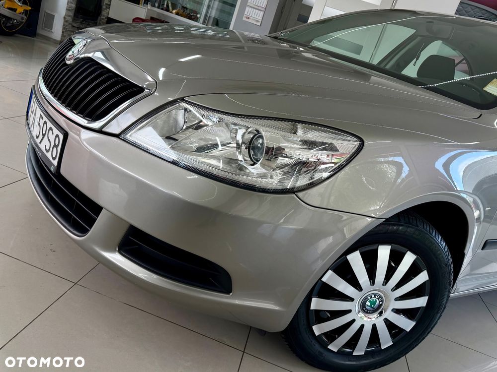 Skoda Octavia 1.4 TSI Family Plus - 29
