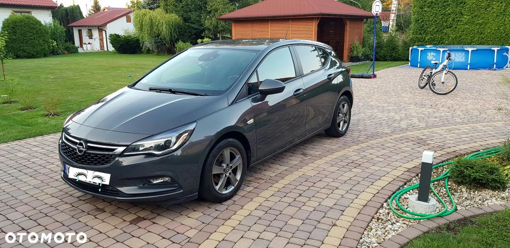 Opel Astra - 1