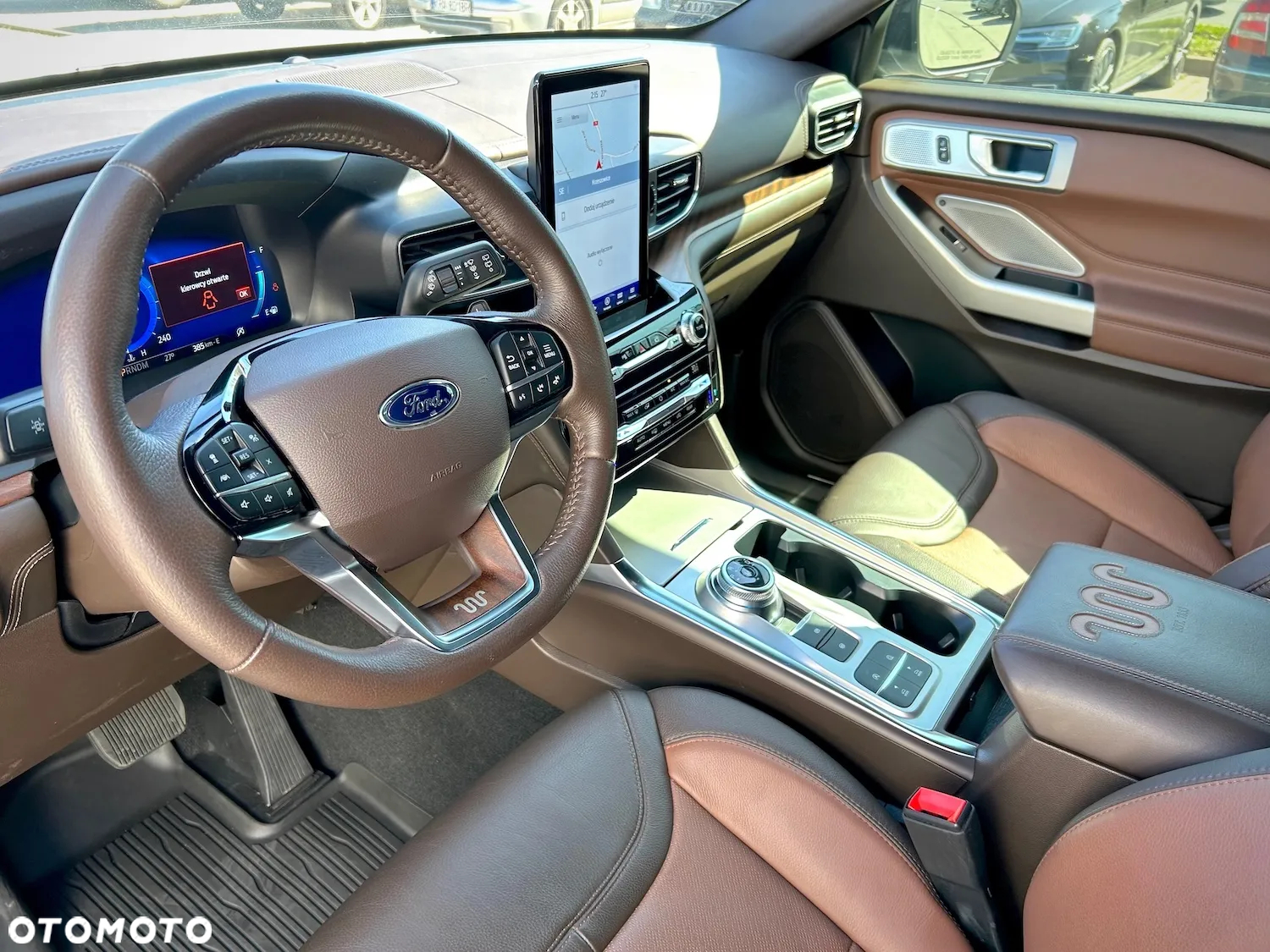 Ford Explorer - 12
