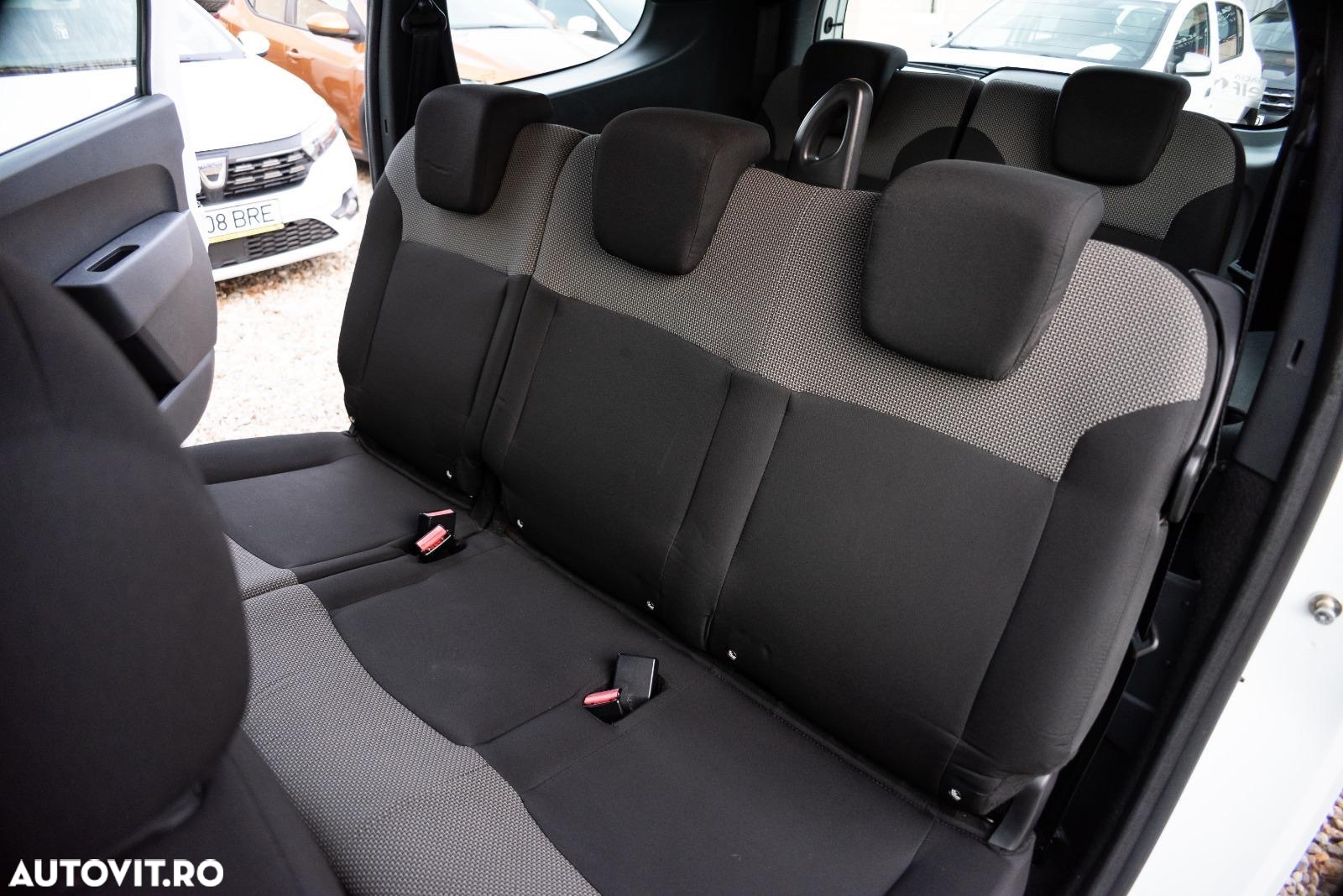 Dacia Lodgy 1.5 Blue dCi Laureate - 16