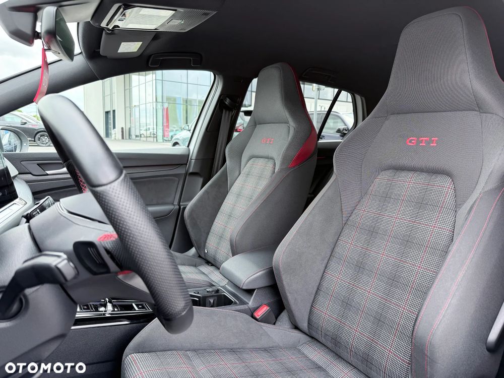 Volkswagen Golf 2.0 TSI OPF DSG GTI - 28