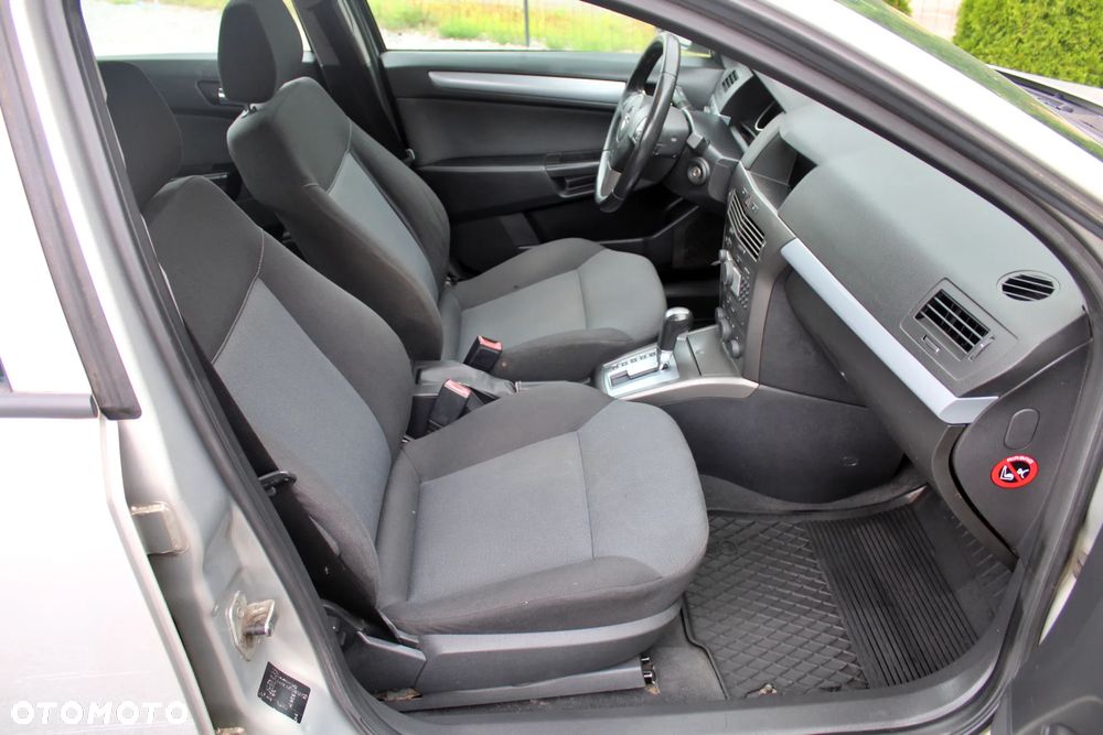 Opel Astra 1.9 CDTI DPF Automatik Edition - 23