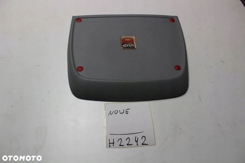 NAKŁADKA KUFRA MAXIA GIVI E67 - 1