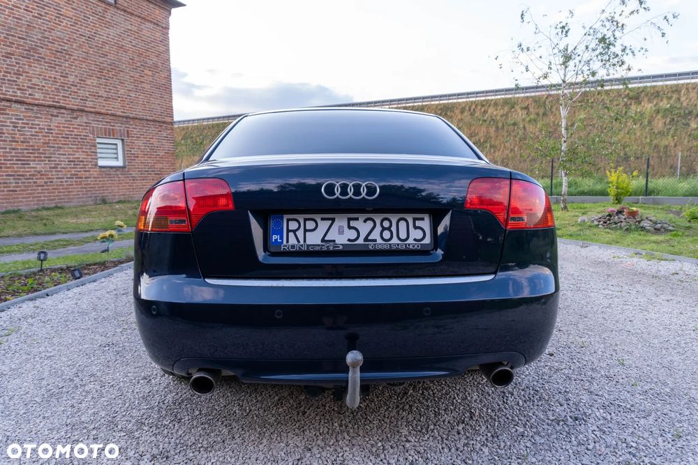 Audi A4 Limousine 1.8T - 4