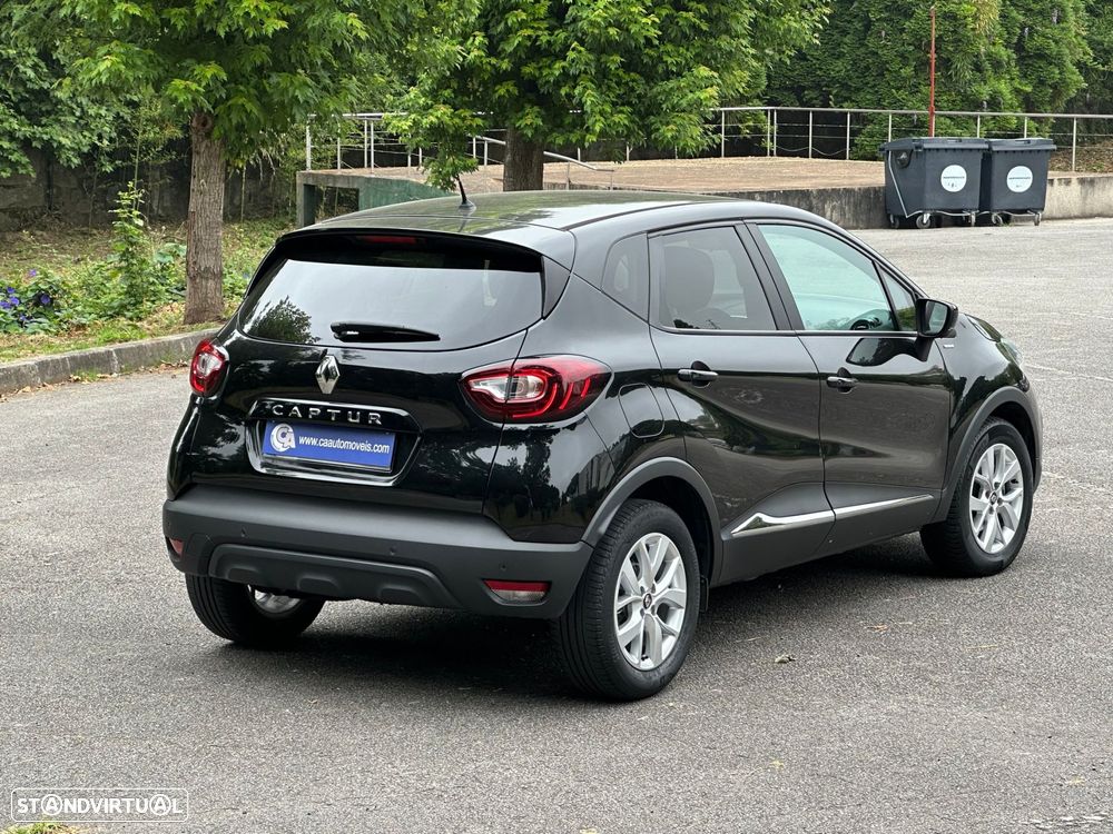 Renault Captur 1.5 dCi - 18