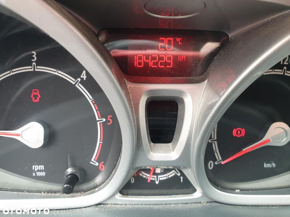Ford Fiesta 1.6 TDCi Trend - 15
