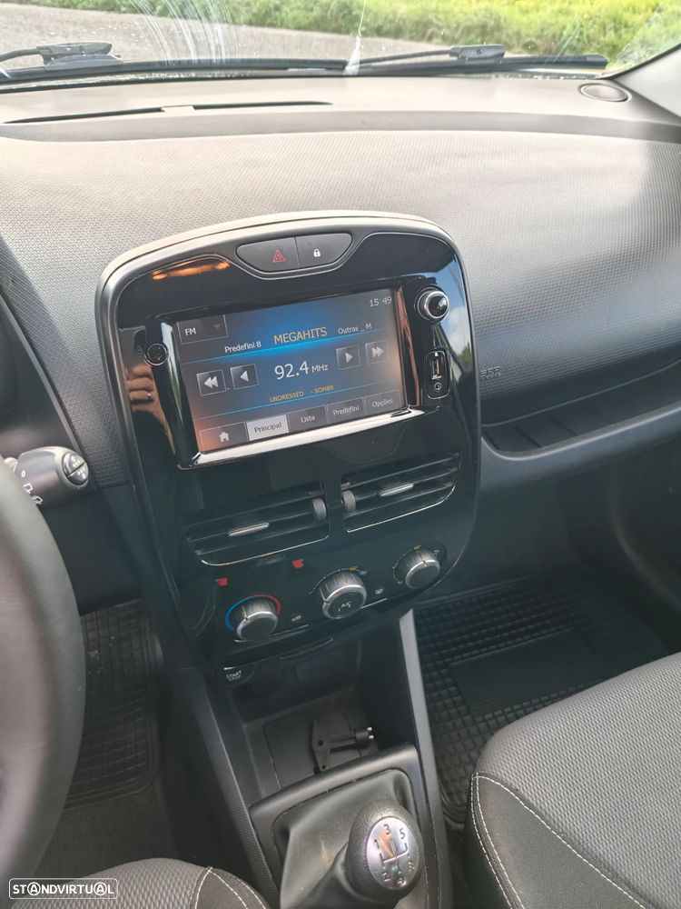 Renault Clio Sport Tourer dCi 90 Dynamique - 4