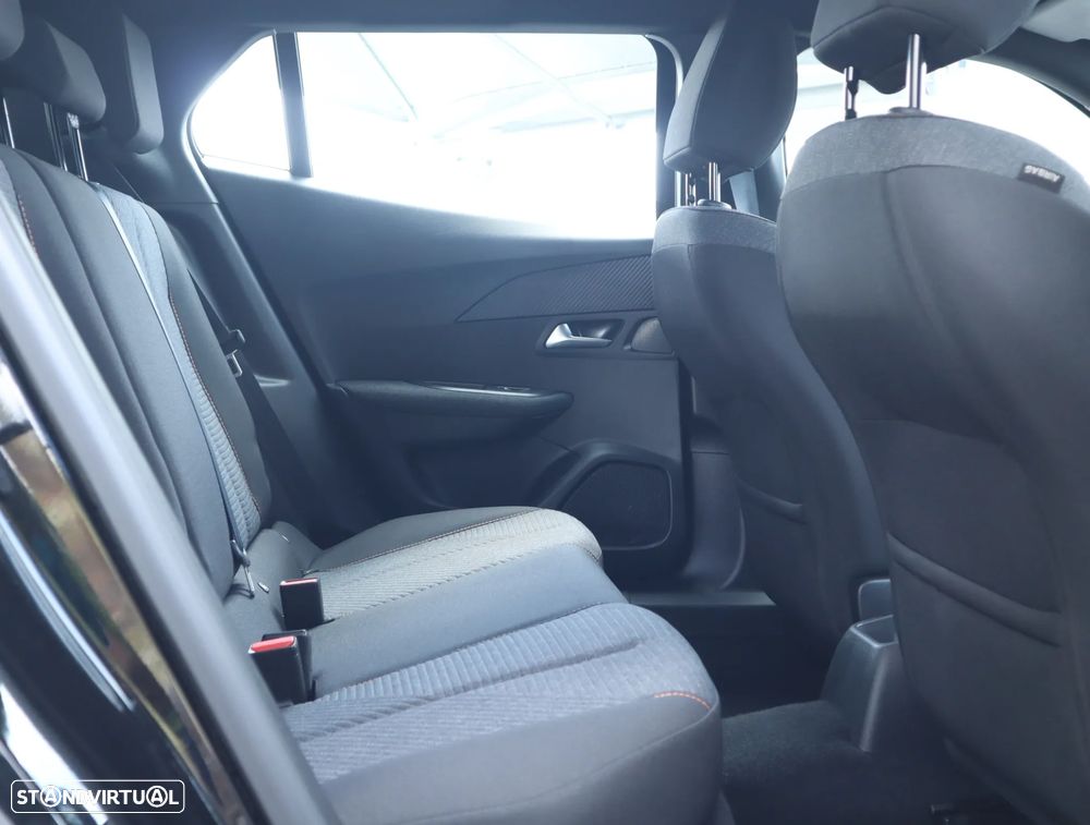 Peugeot 2008 1.2 PureTech Style - 22