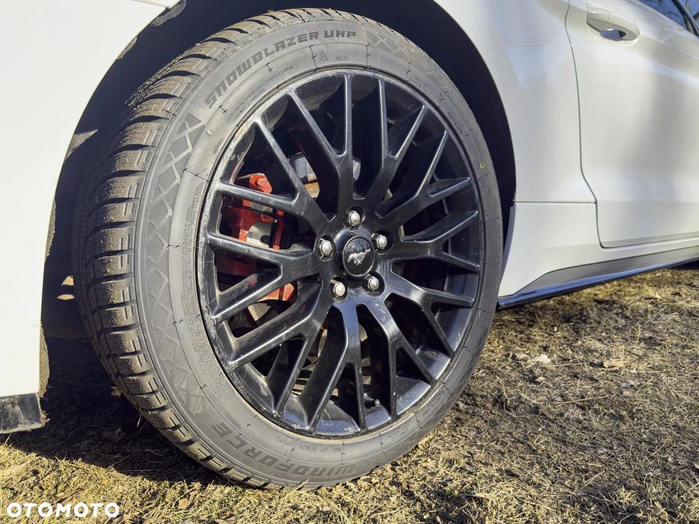 Ford Mustang 5.0 V8 GT - 16