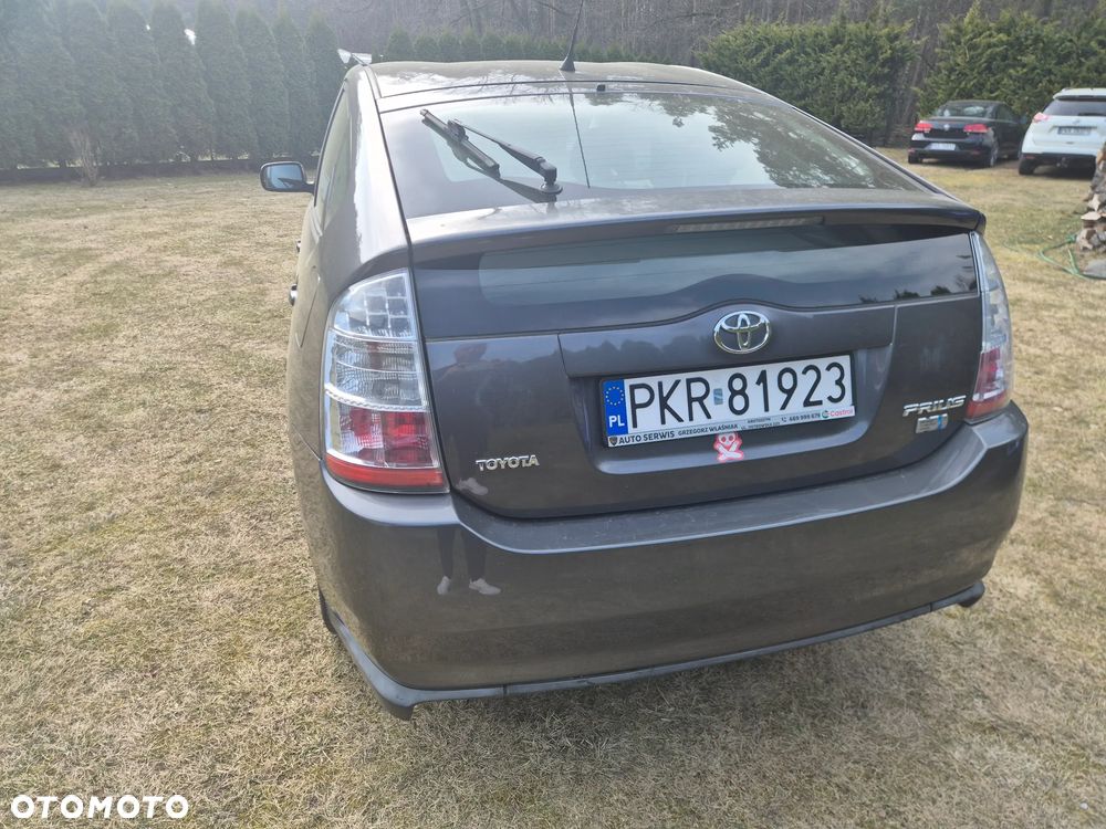 Toyota Prius - 6