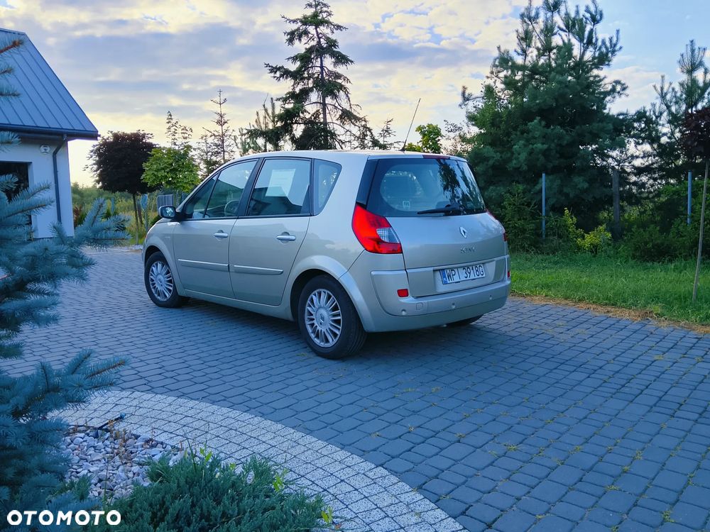 Renault Scenic - 28