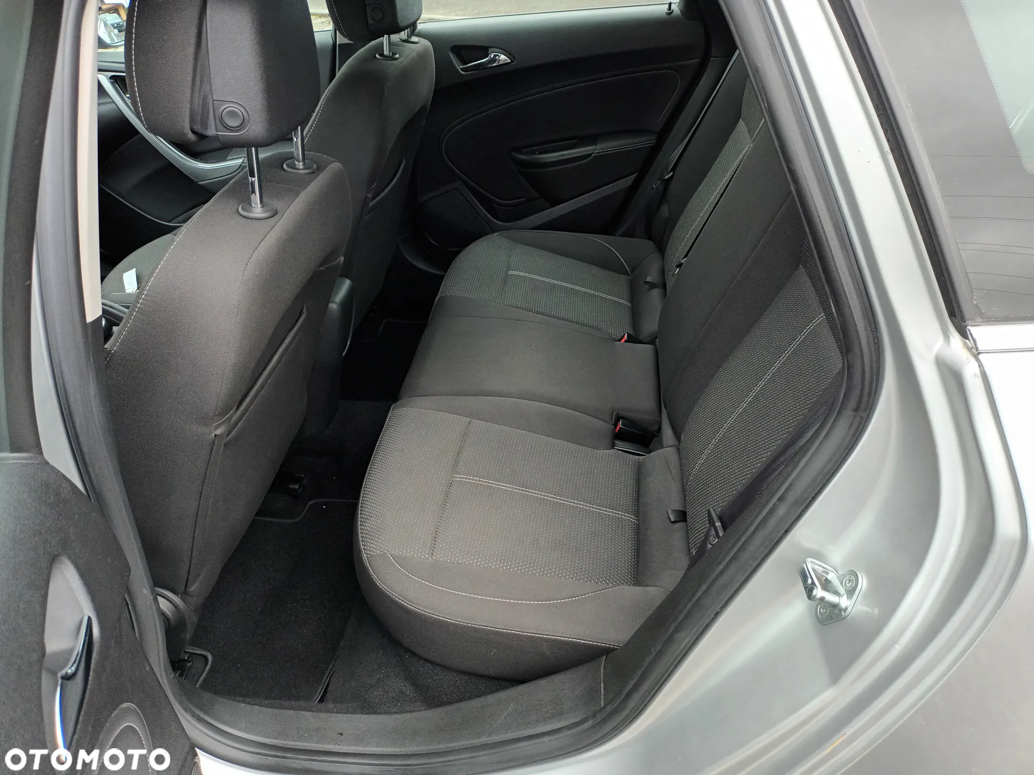 Opel Astra 1.4 Turbo Innovation - 12