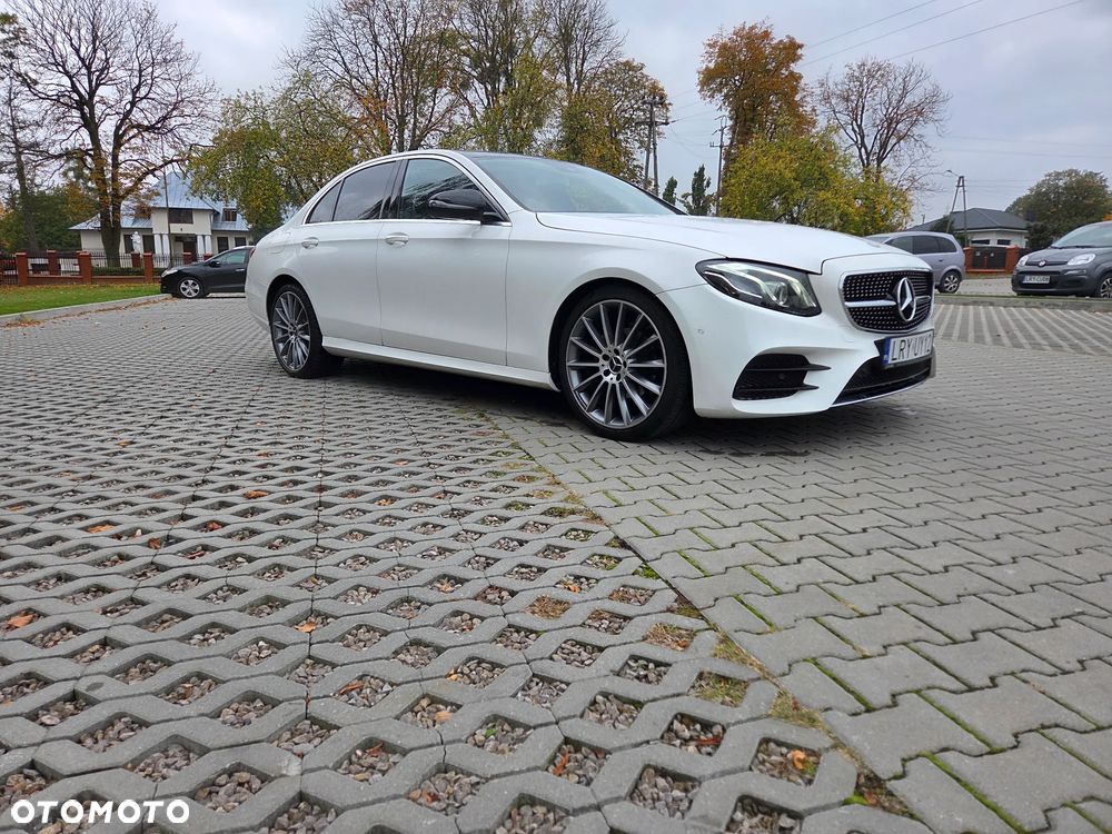 Mercedes-Benz E-Class 2018 photo 5