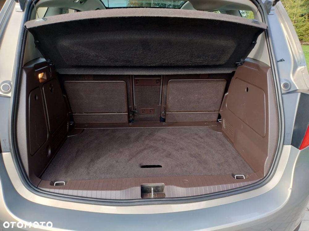 Opel Meriva 1.4 Active - 32