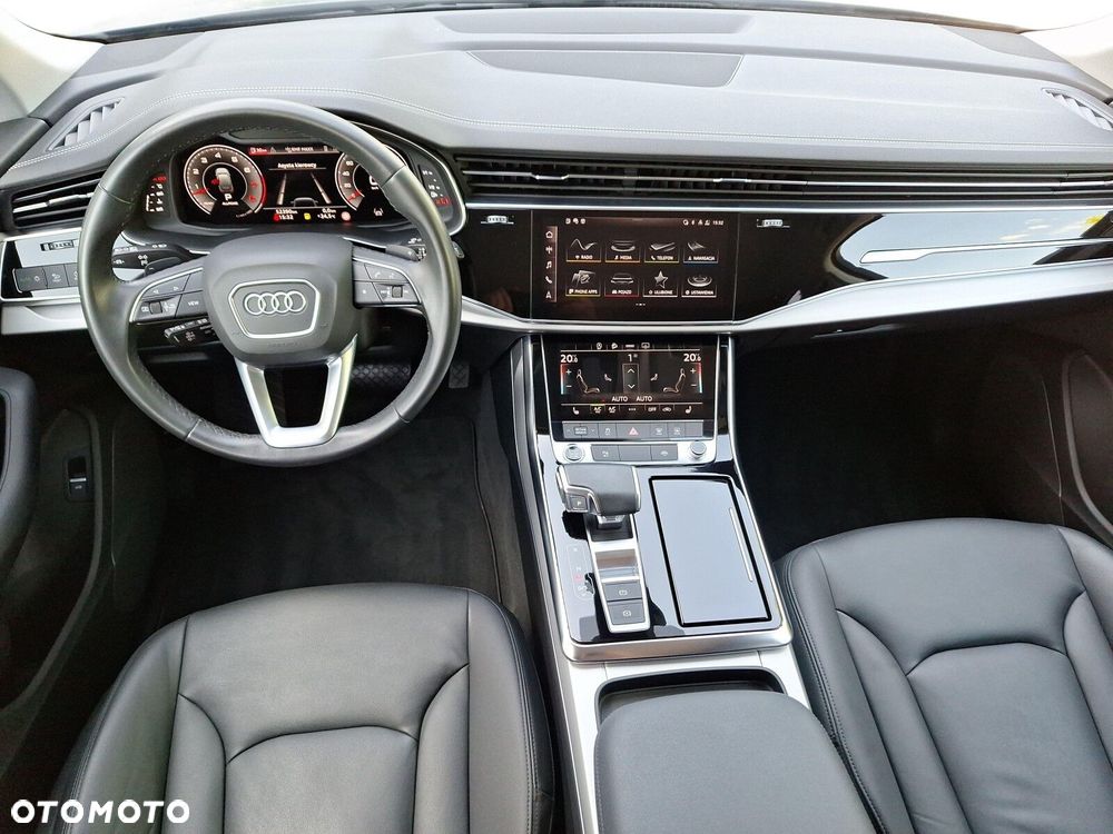 Audi Q7 - 10
