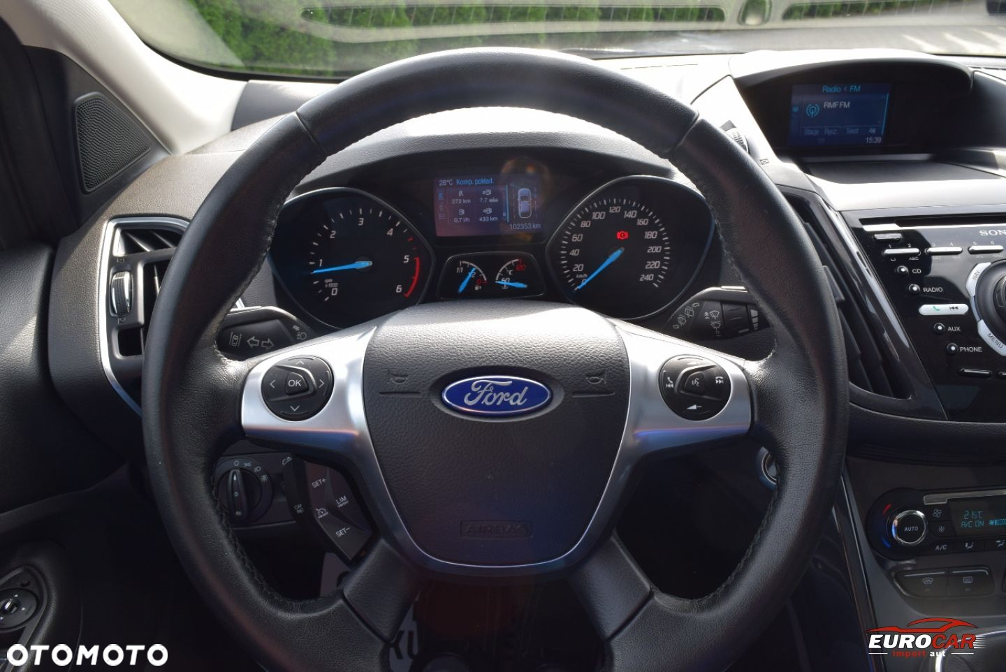Ford Kuga 2.0 TDCi 2x4 Titanium - 20