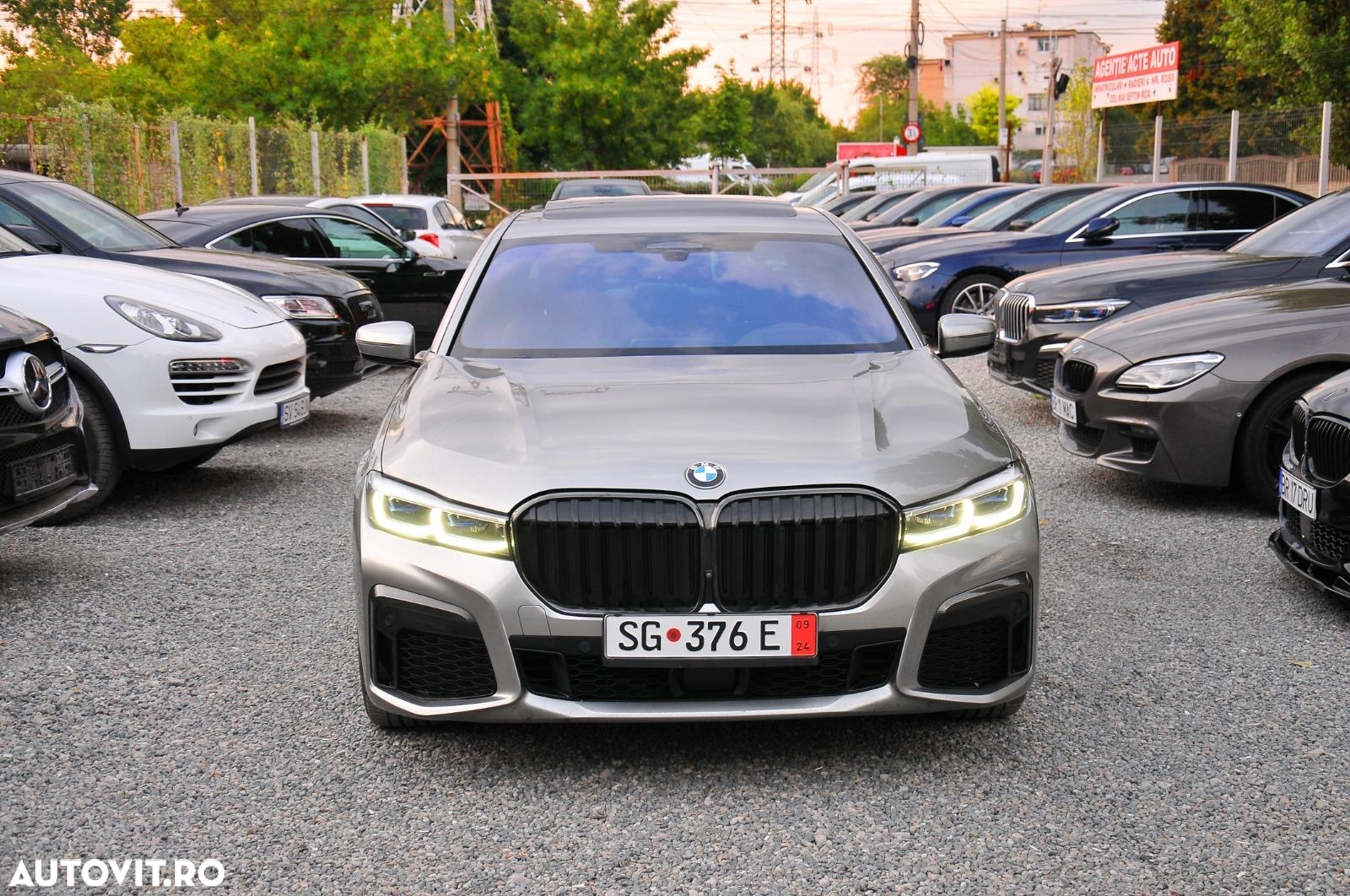 BMW Seria 7 730d xDrive MHEV - 8