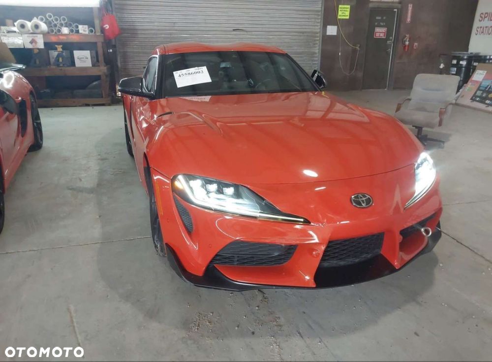 Toyota Supra - 2