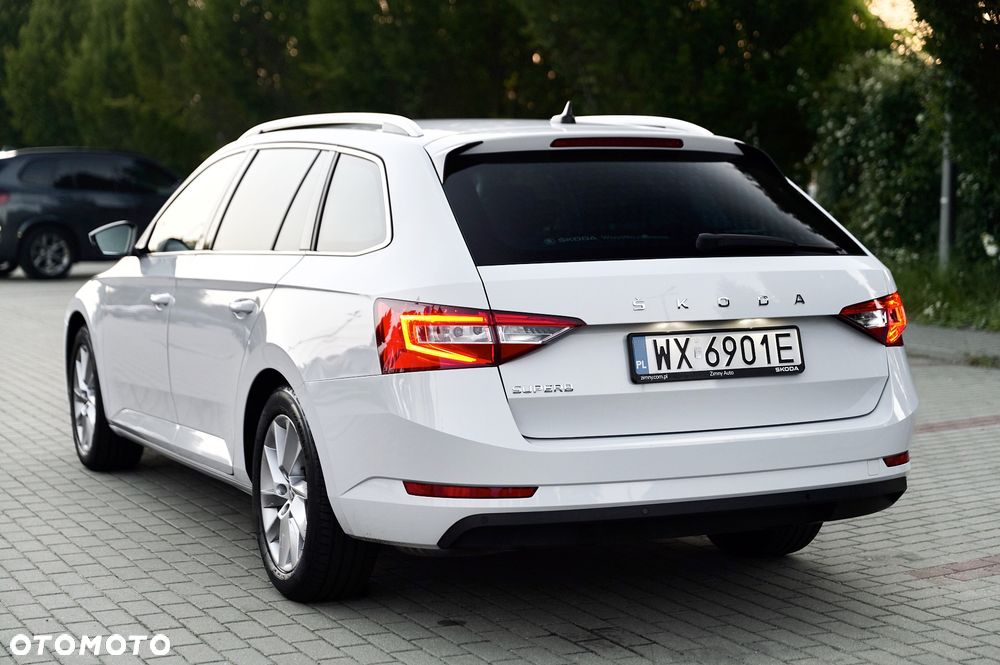 Skoda Superb 1.5 TSI Ambition DSG - 11