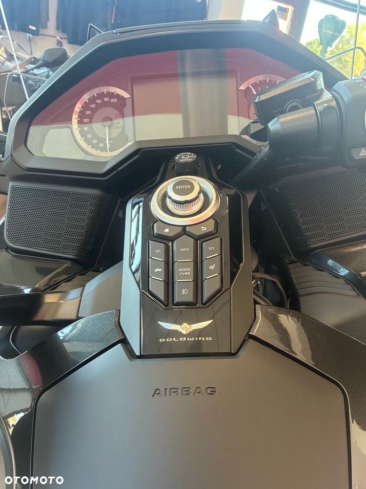 Honda GL - 11
