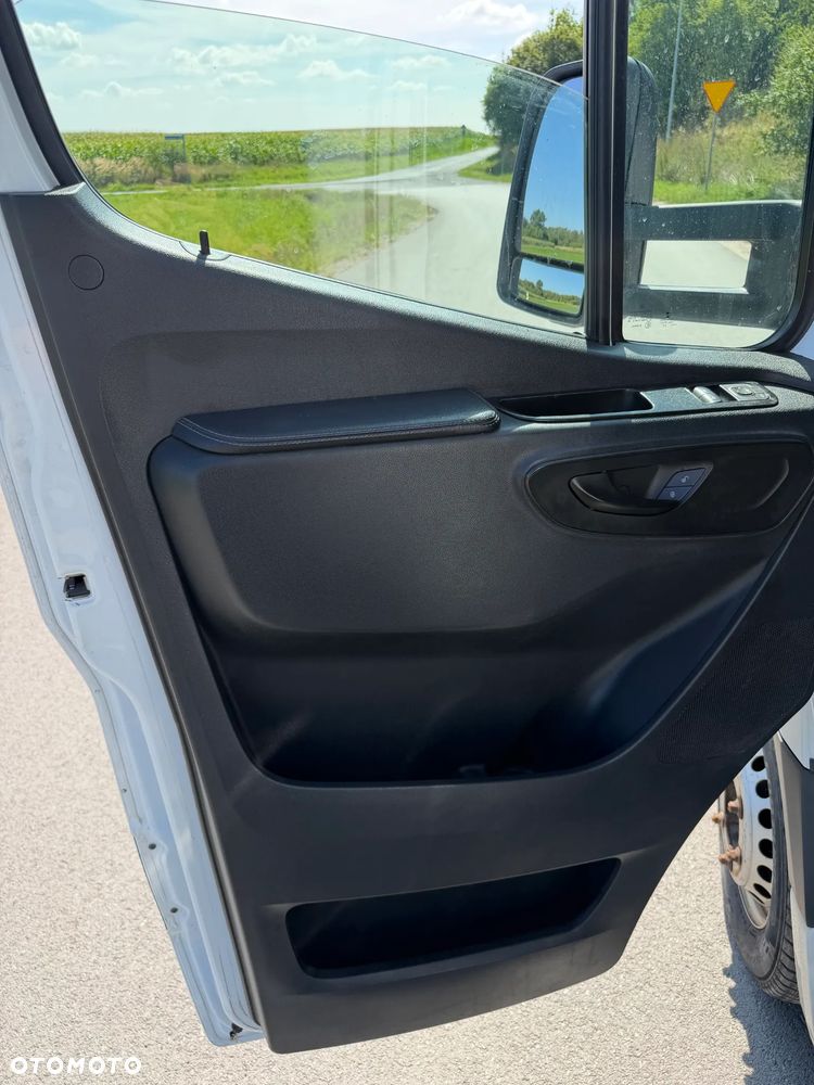 Mercedes-Benz Sprinter 516 CDI - 10
