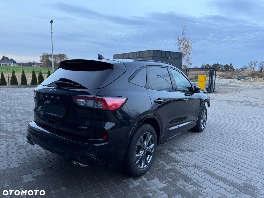 Ford Kuga 2.5 Duratec FHEV 4x4 ST-LINE X - 3