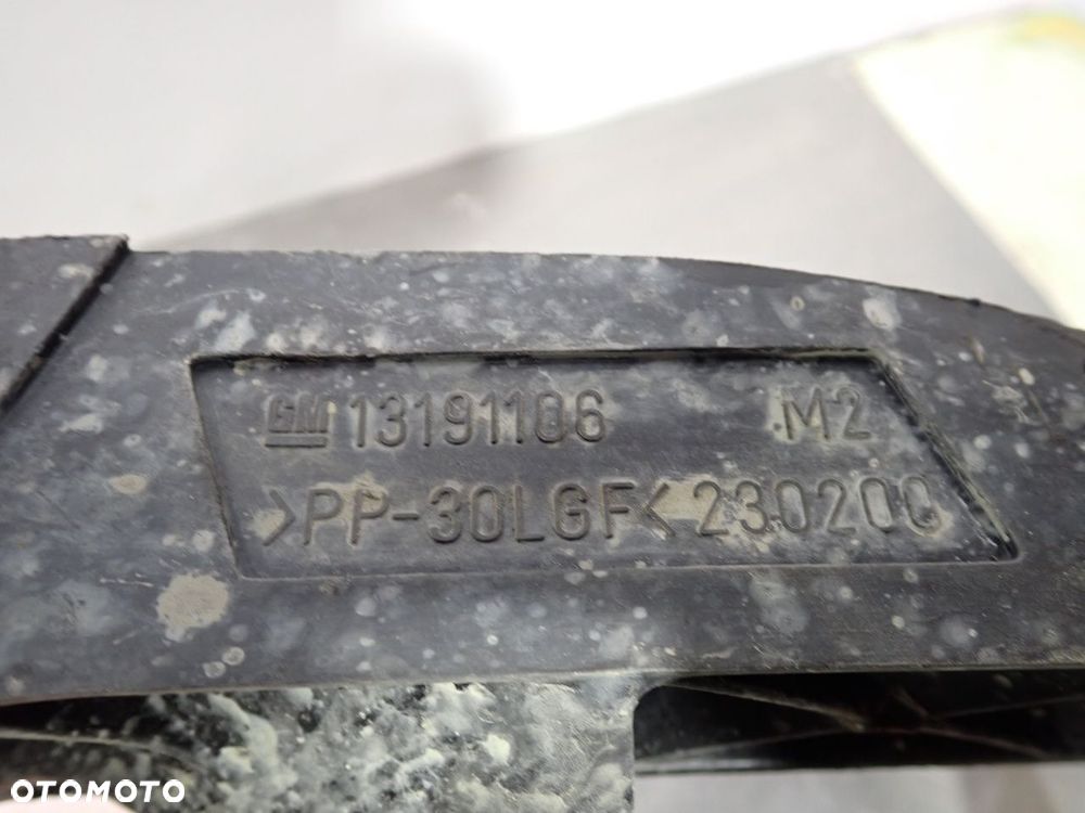 OKULAR PAS OPEL CORSA D - 11