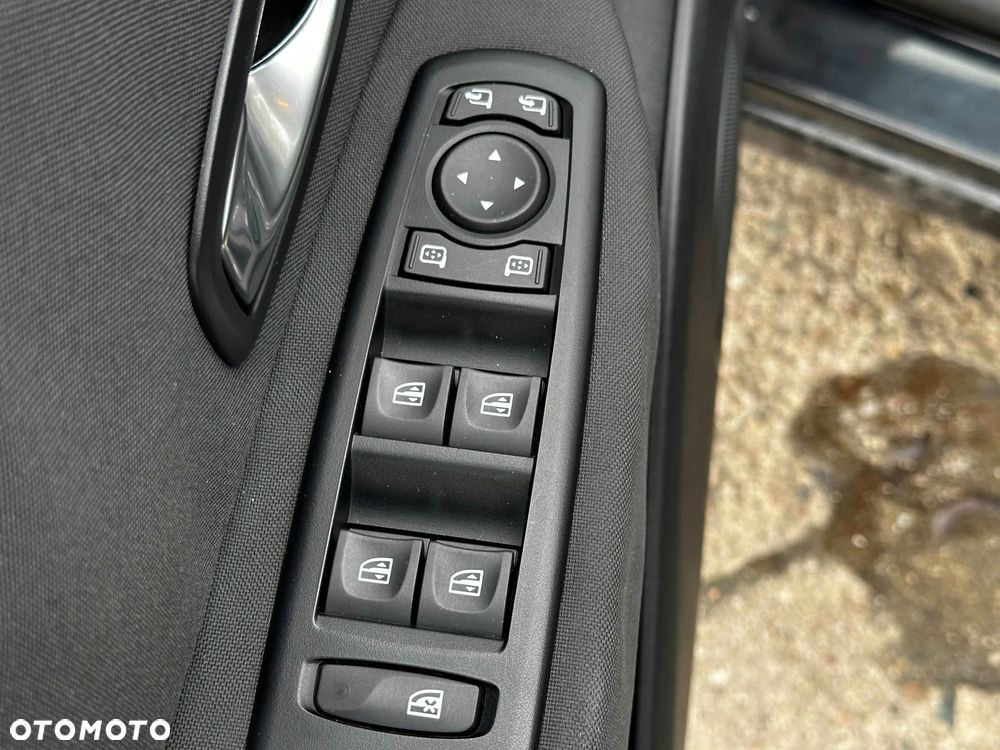 Renault Scenic TCe 130 Dynamique - 23