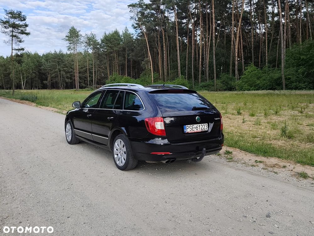 Skoda Superb 2.0 TDI Green tec Exclusive - 5