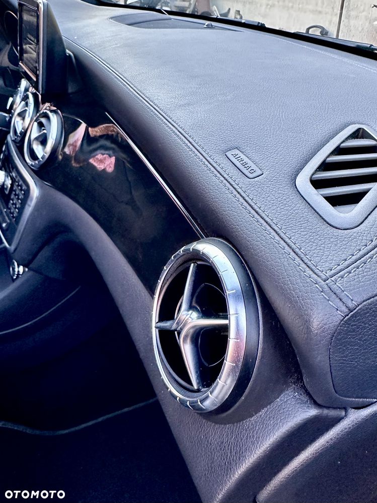 Mercedes-Benz CLA 250 7G-DCT AMG Line - 21