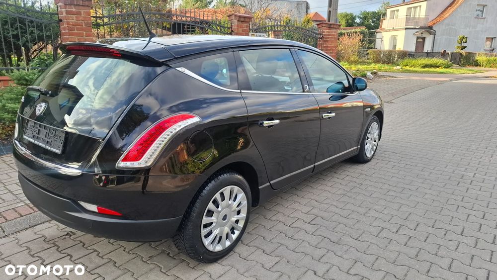 Lancia Delta 1.4 T-Jet Oro - 5