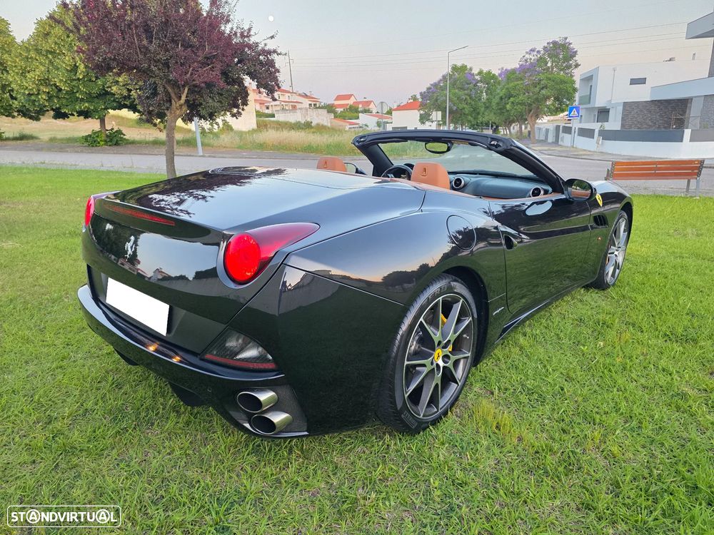 Ferrari California - 16
