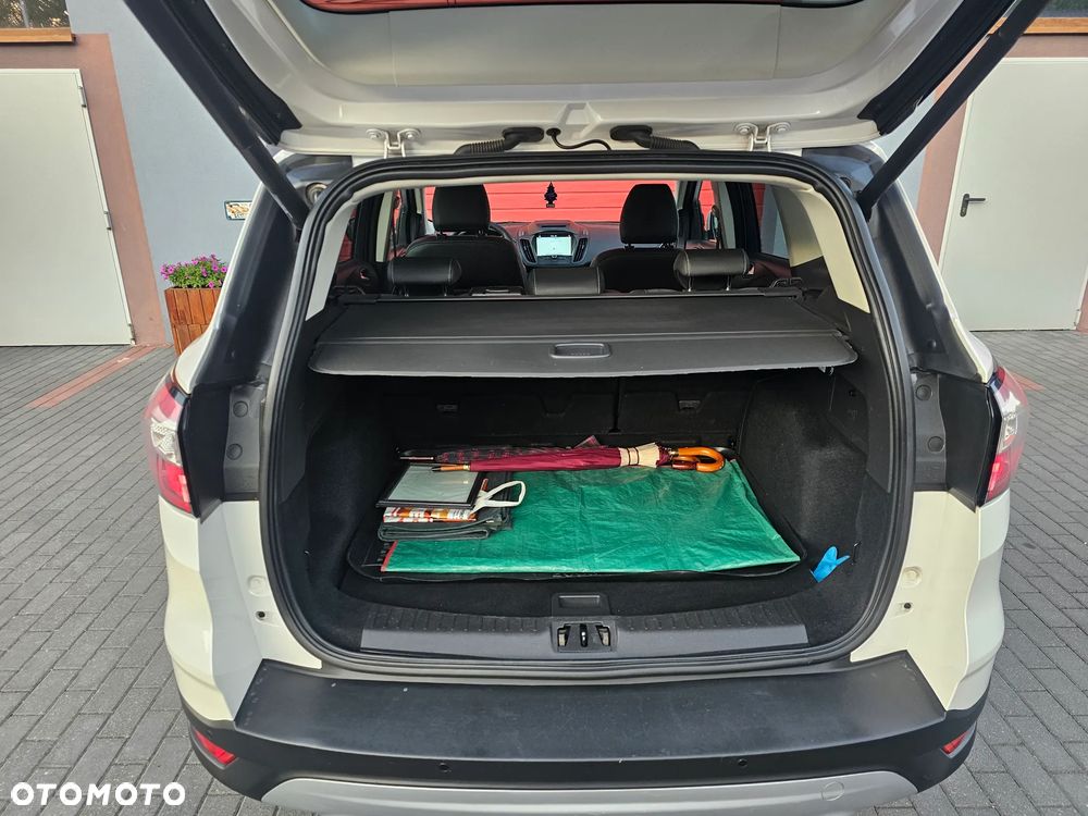 Ford Kuga 2.0 TDCi FWD Titanium - 12