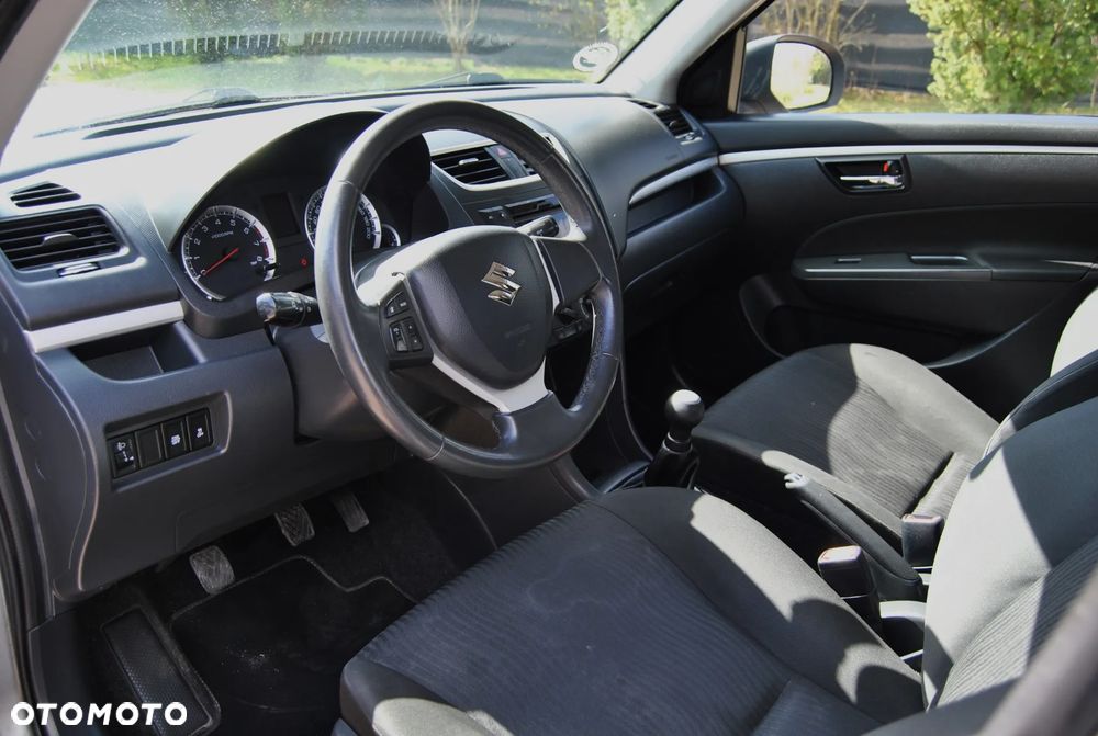 Suzuki Swift - 5
