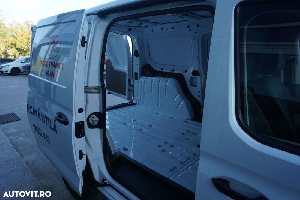 Ford Transit Connect - 7