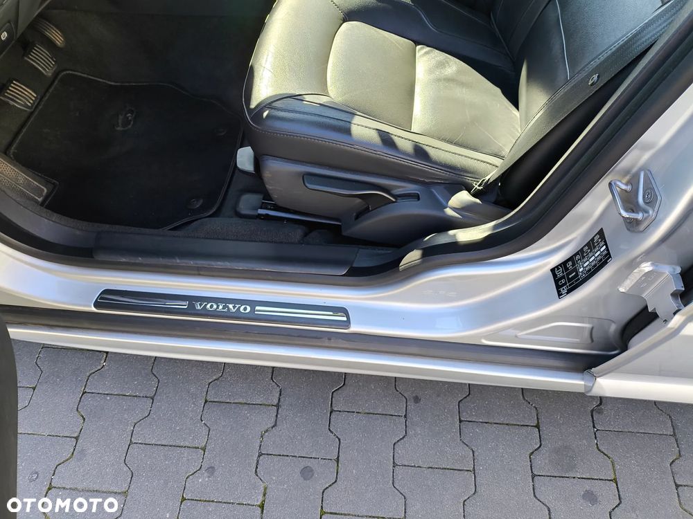 Volvo V70 D3 Drive-E Momentum - 19