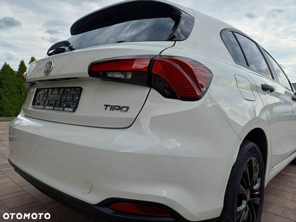 Fiat Tipo 1.4 16v Lounge EU6d - 10
