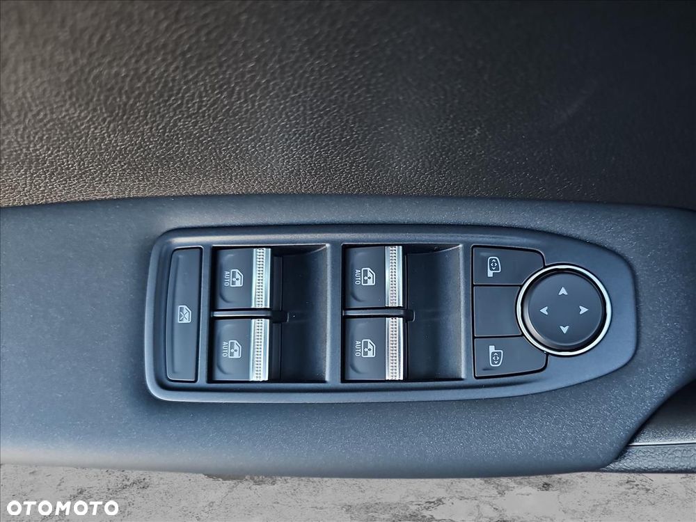 Renault Captur - 13