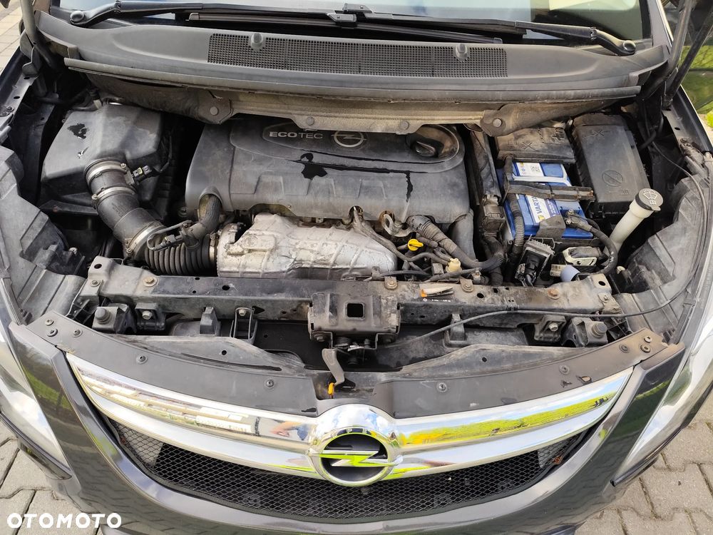 Opel Zafira Tourer 2.0 CDTI Edition - 9