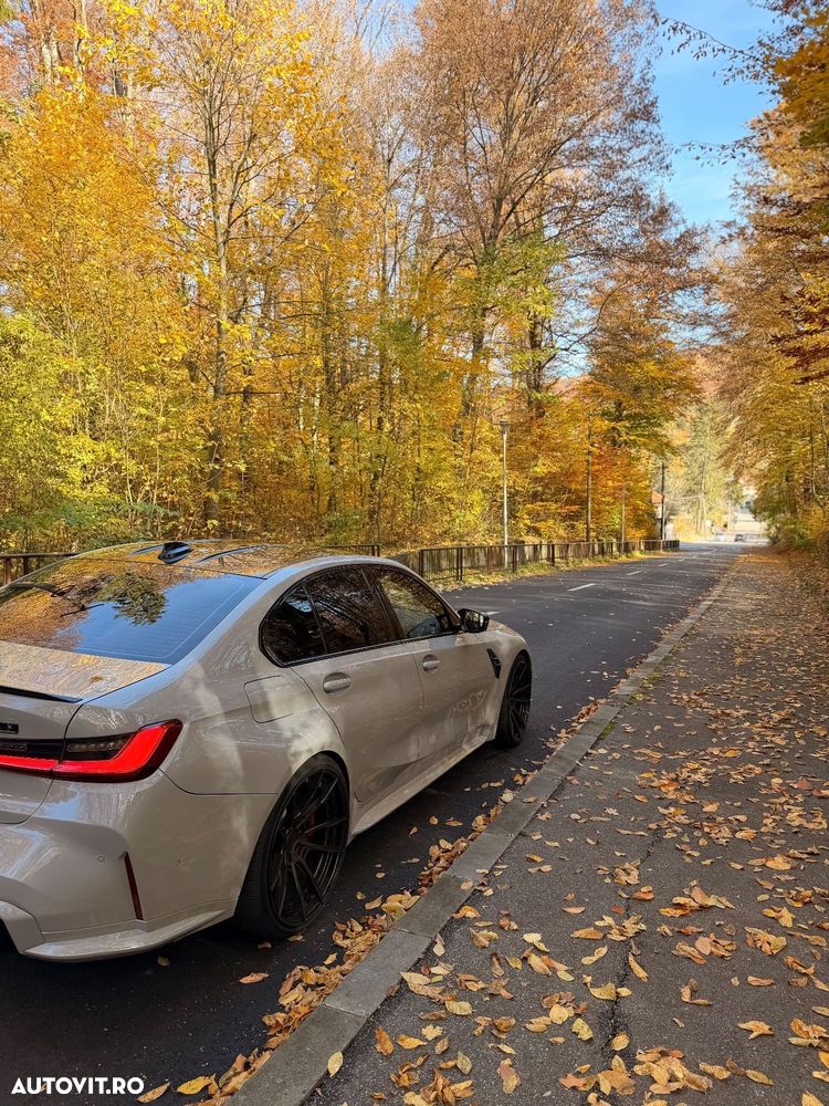 BMW M3 2022 — imagine 8