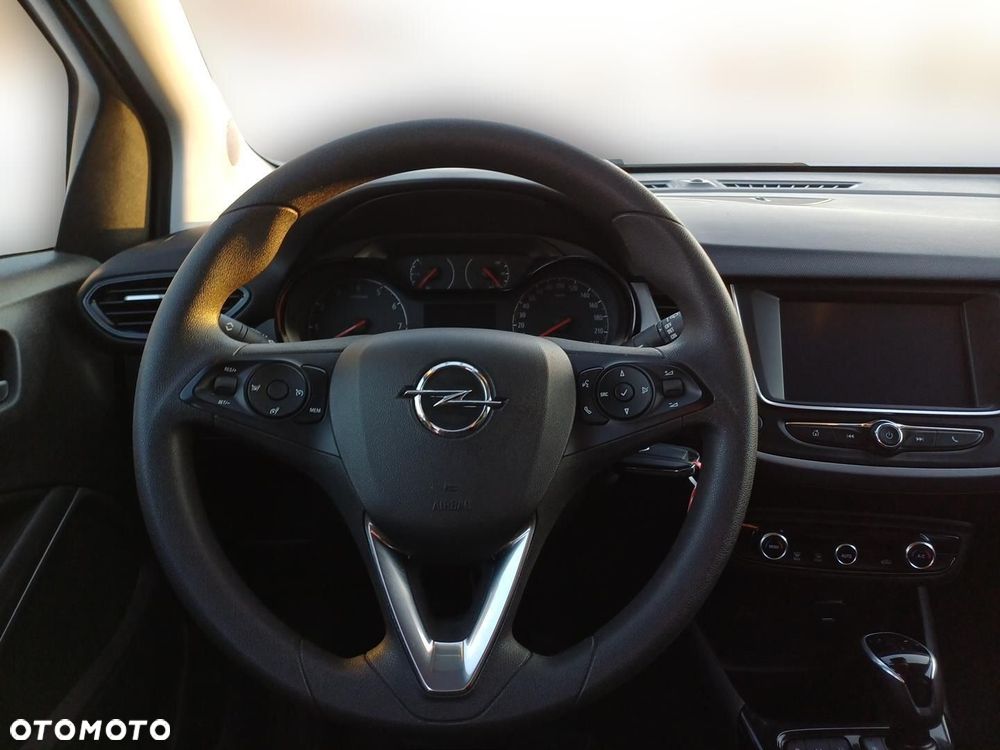 Opel Crossland X 1.2 T Enjoy S&S - 16
