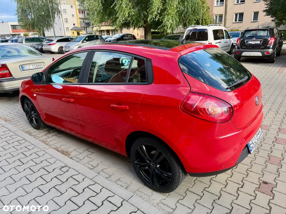 Fiat Bravo 1.4 T-JET 16V Street - 3