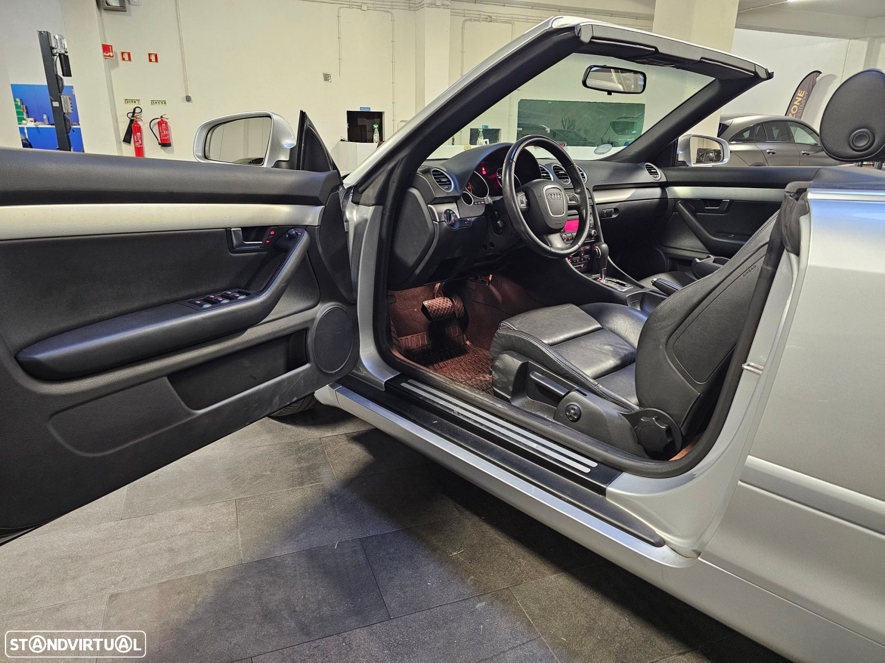 Audi A4 Cabrio 2.0 TDi Multitronic - 14