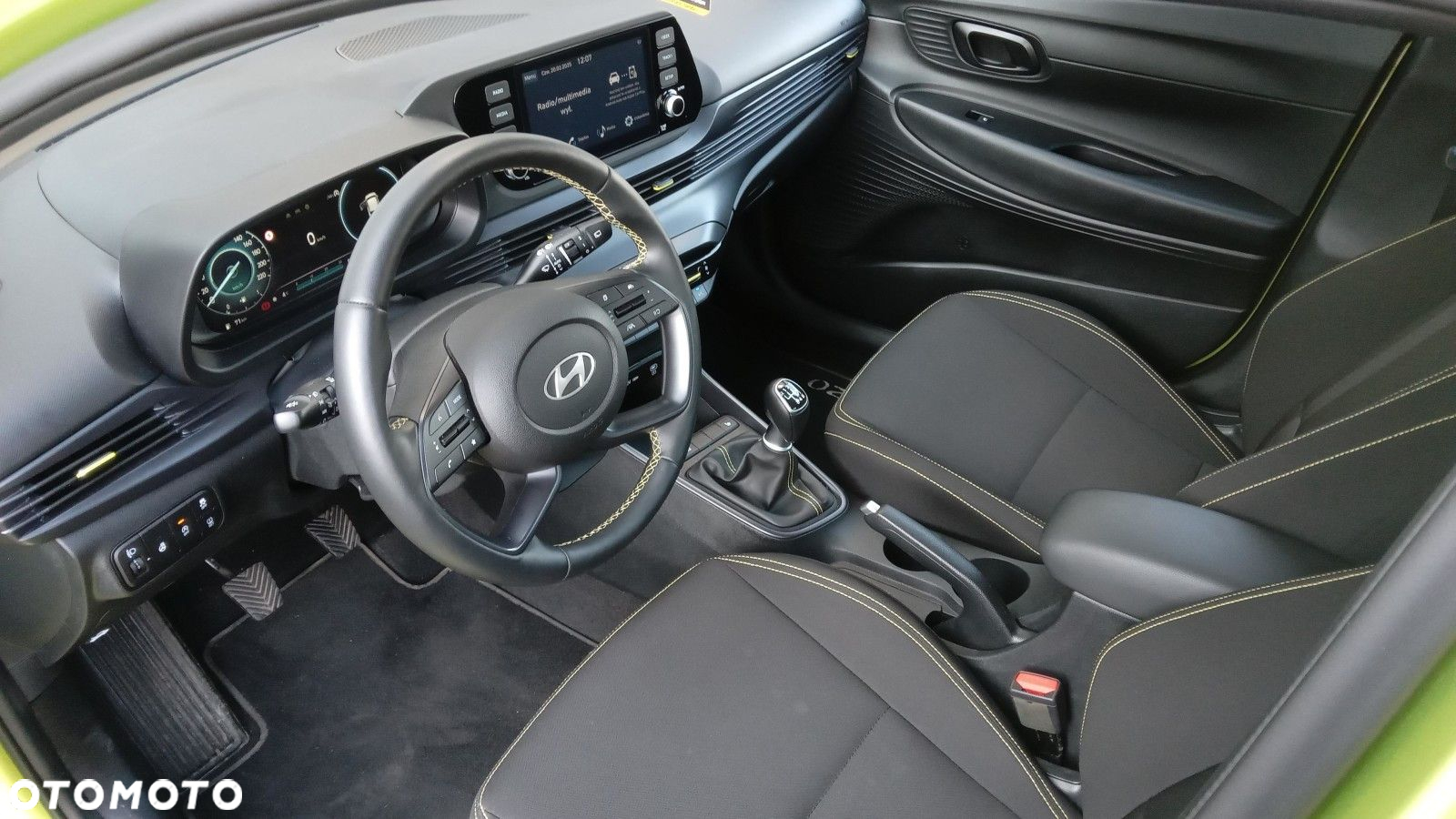 Hyundai i20 - 13