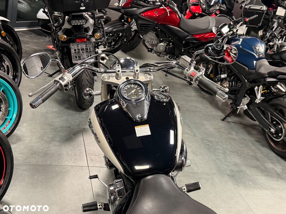 Suzuki VL 800 Volusia - 23